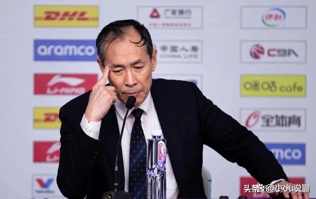 包含篮球赛后采访曝光,内幕引发热议的词条 包含篮球赛后采访曝光,内幕引发热议的词条