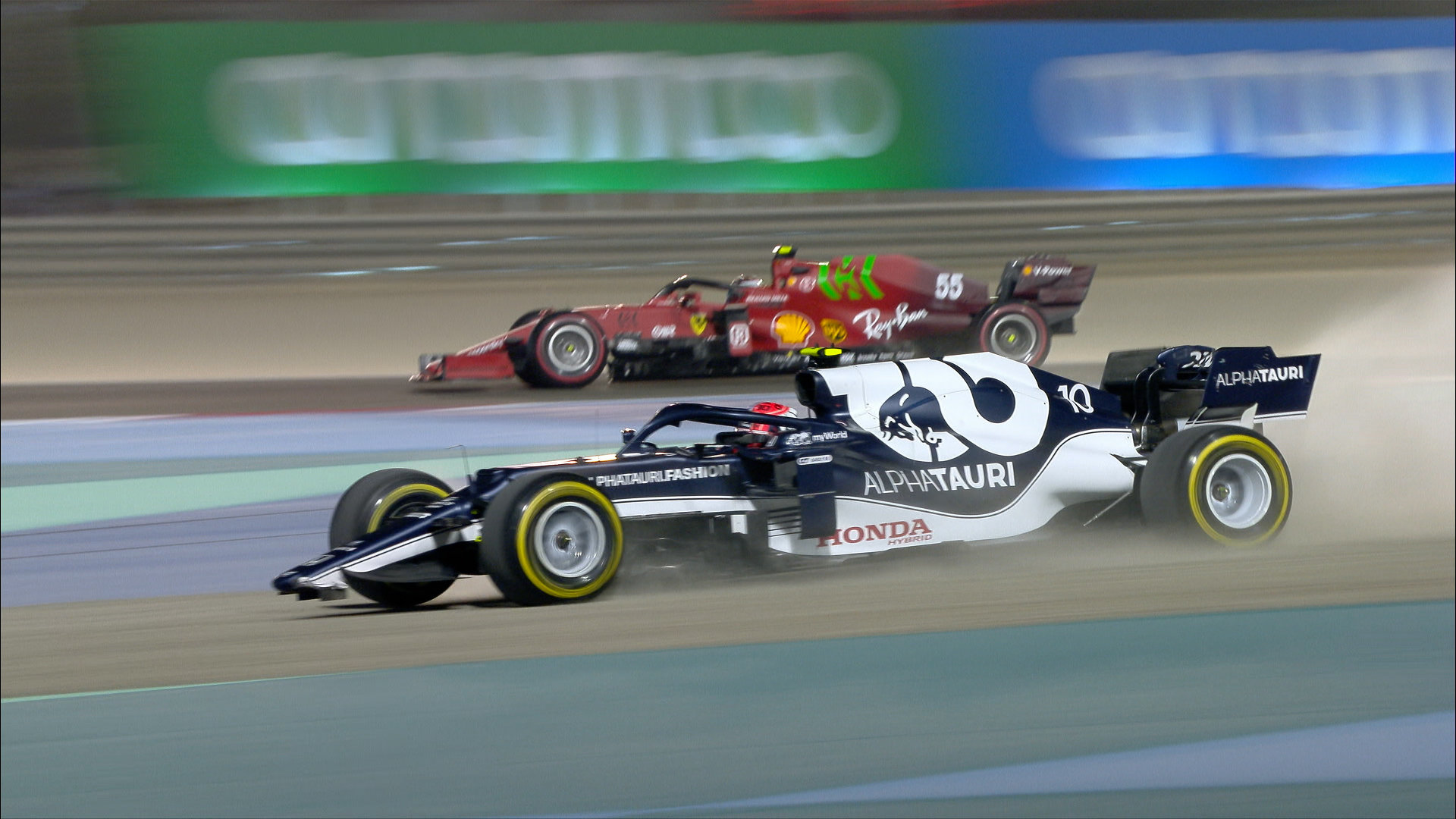 红牛二队完胜法拉利，拉塞尔点燃赛场