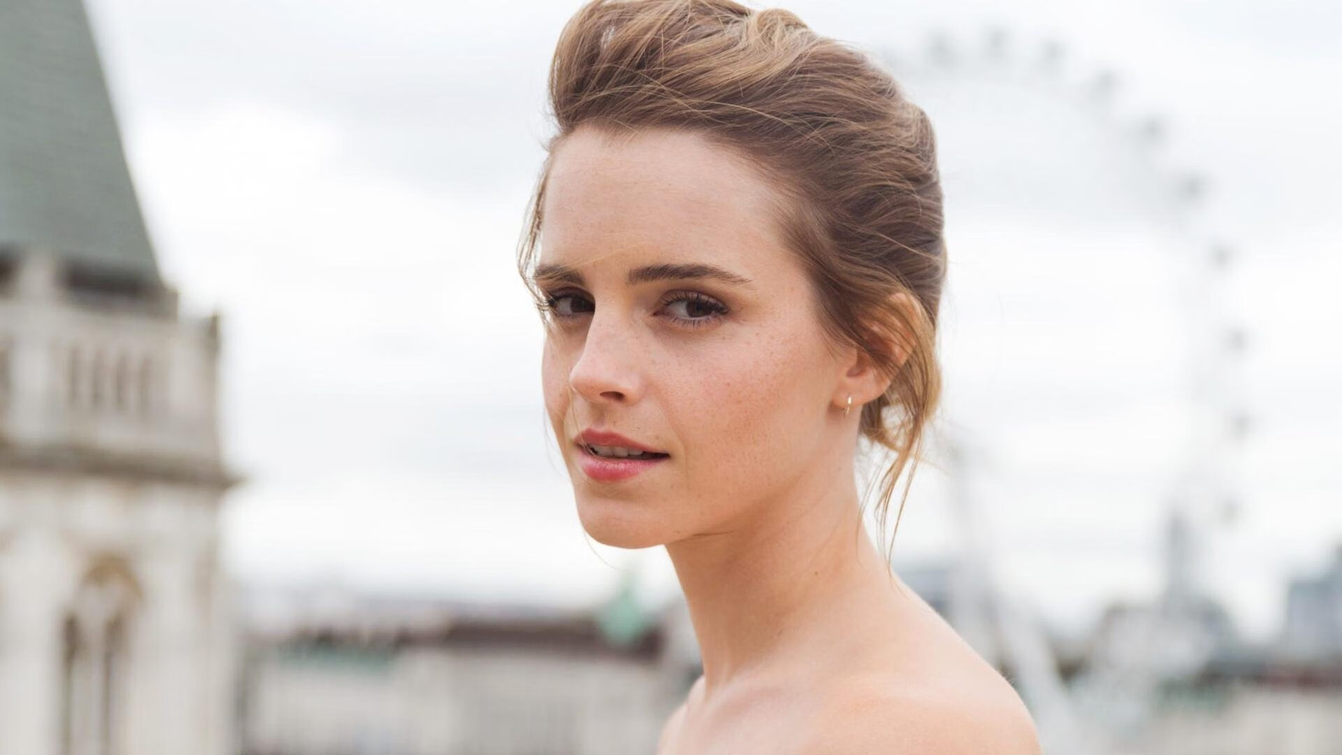 青训基因的隔空对话，当弗拉霍维利的冷箭刺穿云层，德国战车的齿轮已在沙漠转动