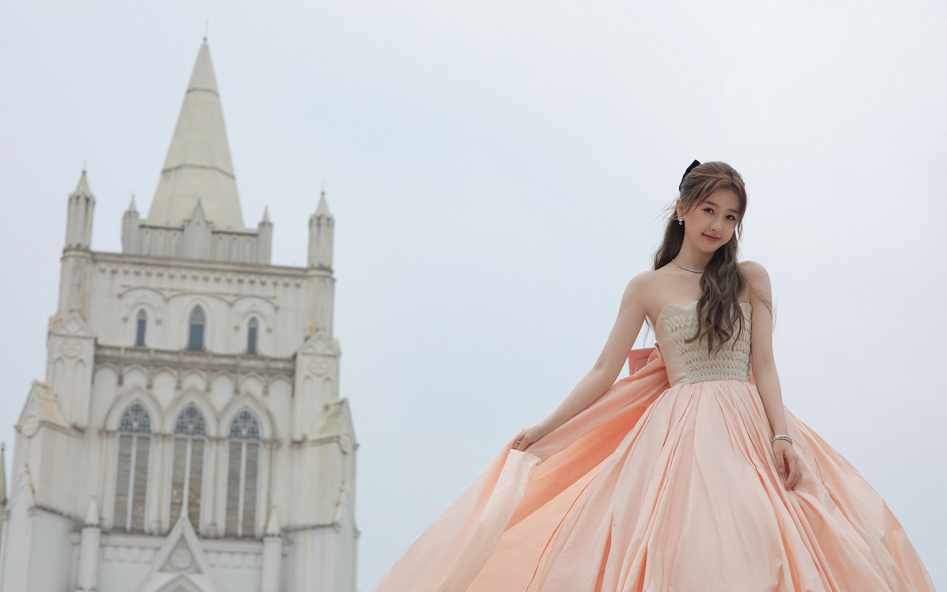 三记救赎，奥纳纳在年度焦点之夜的冰点与沸点