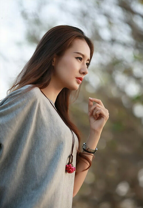 压哨的共鸣，南非足球奇迹与特奥的NBA季后赛统治